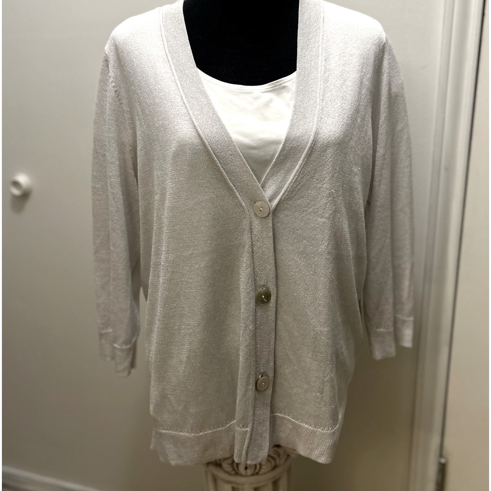 50%offw❤️Chico's 2 pc set white glittery cardigan woman white top 2 L 40-46” 59
